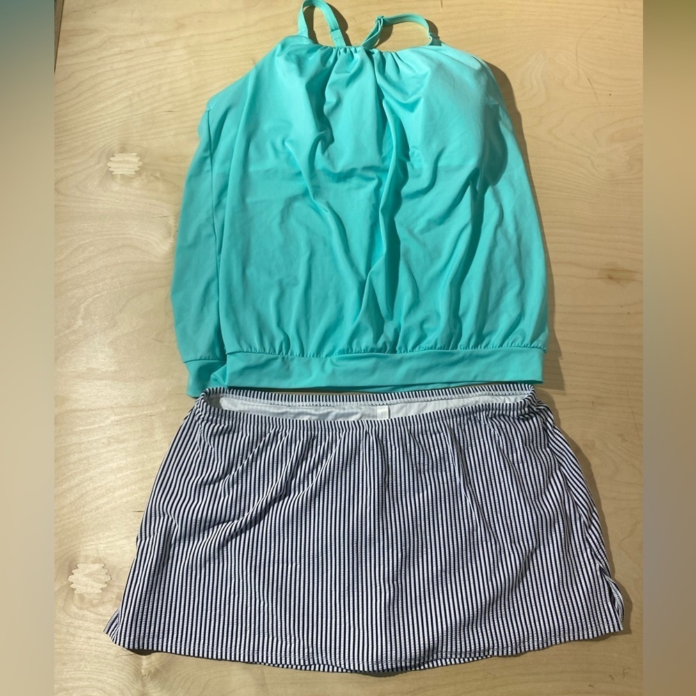 Cacique White and Navy Striped Swimwear Size 20 (DP)